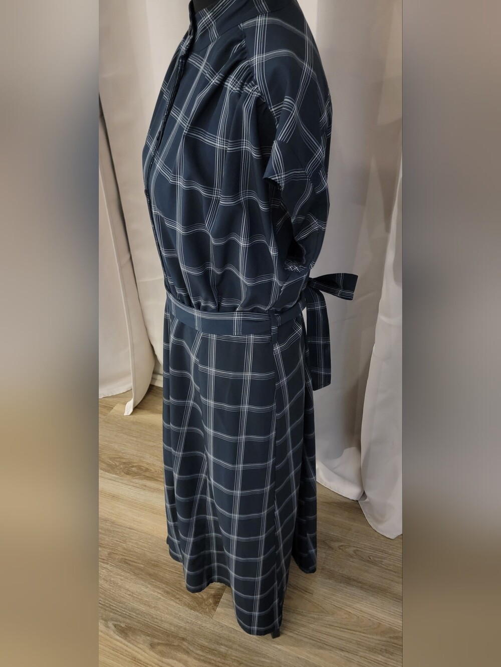 Calvin Klein Womens Size 8 Navy Blue Plaid Belted Midi Shirtdress - Picture 5 of 15